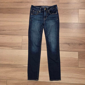 Women's American Eagle Outfitters Dark Blue Skinny Jeans Size 2 Short